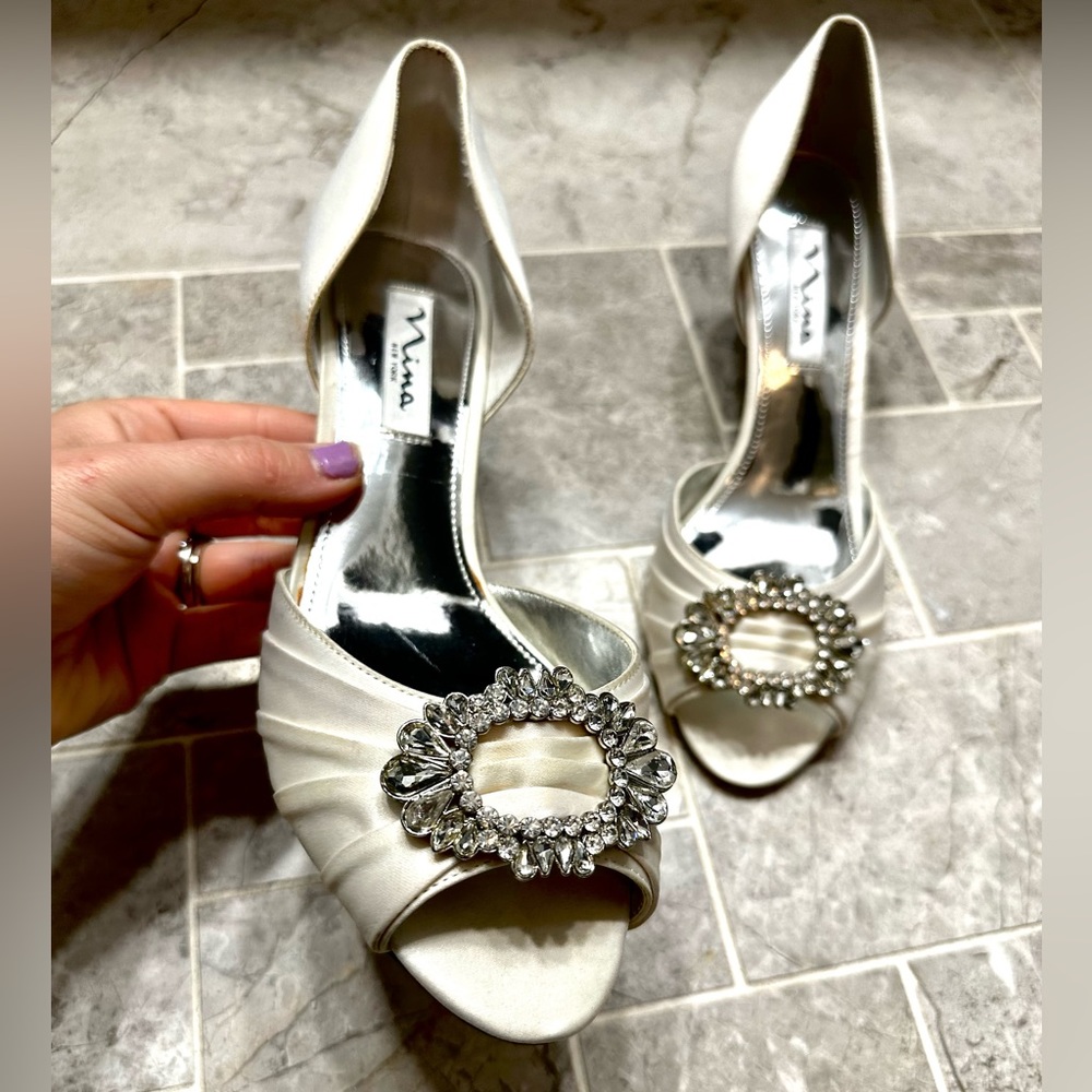 NWT Nina Ivory Classic Formal Stunner Sparkly Toe Peep Heels Sexy Chic 7 - Picture 5 of 15
